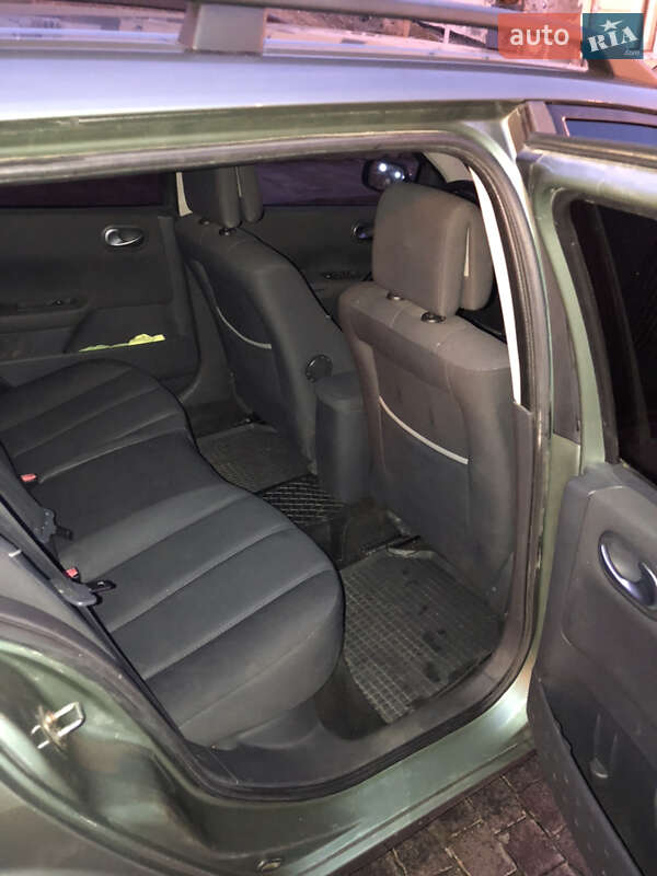 Універсал Renault Megane 2004 в Чернівцях