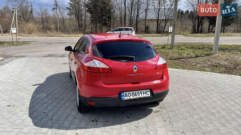Хэтчбек Renault Megane 2010 в Трускавце фото 10 Хэтчбек Renault Megane 2010 в Трускавце