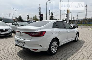 Седан Renault Megane 2019 в Черновцах