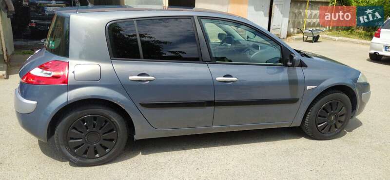 Хэтчбек Renault Megane 2007 в Ивано-Франковске фото 3 Хэтчбек Renault Megane 2007 в Ивано-Франковске