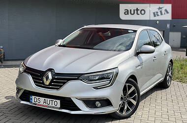 Хэтчбек Renault Megane 2017 в Киеве