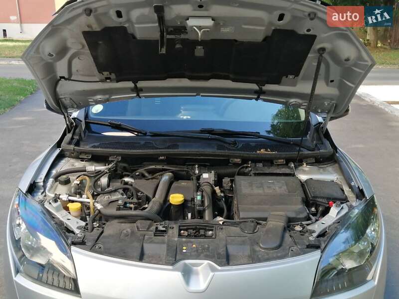 Универсал Renault Megane 2011 в Ладыжине фото 18 Универсал Renault Megane 2011 в Ладыжине
