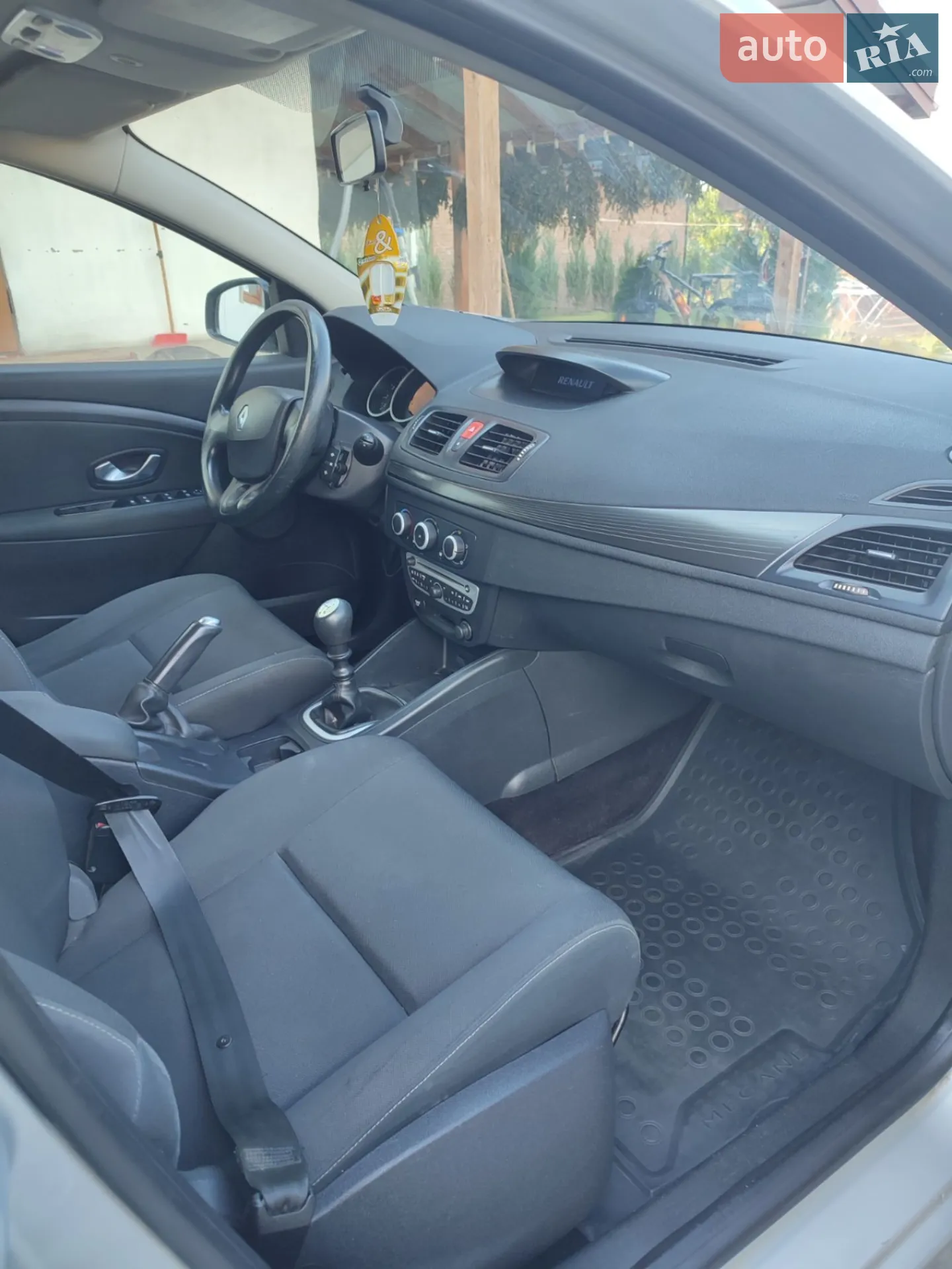2010 Renault Megane - мініатюра 18