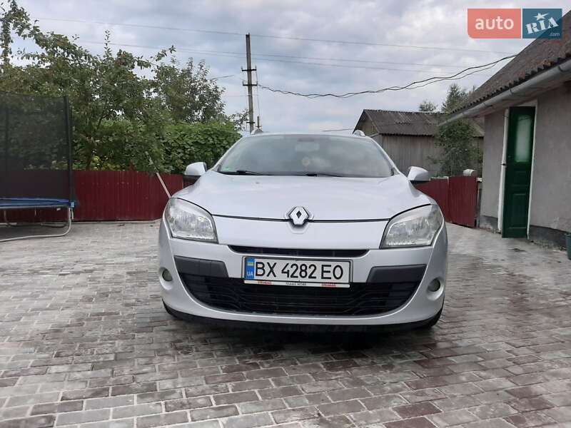 Универсал Renault Megane 2010 в Хмельницком фото 2 Универсал Renault Megane 2010 в Хмельницком