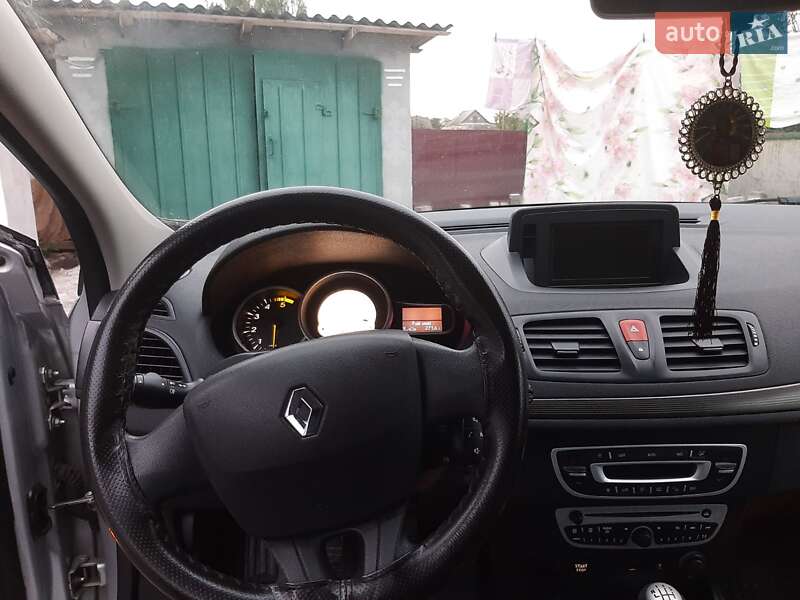 Универсал Renault Megane 2010 в Хмельницком фото 9 Универсал Renault Megane 2010 в Хмельницком