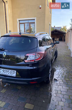 Универсал Renault Megane 2011 в 