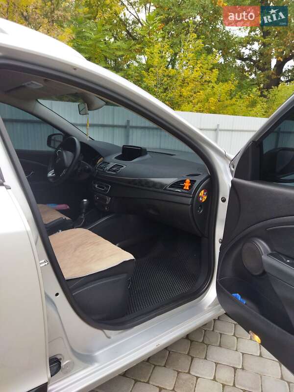 Универсал Renault Megane 2012 в Коломые фото 29 Универсал Renault Megane 2012 в Коломые
