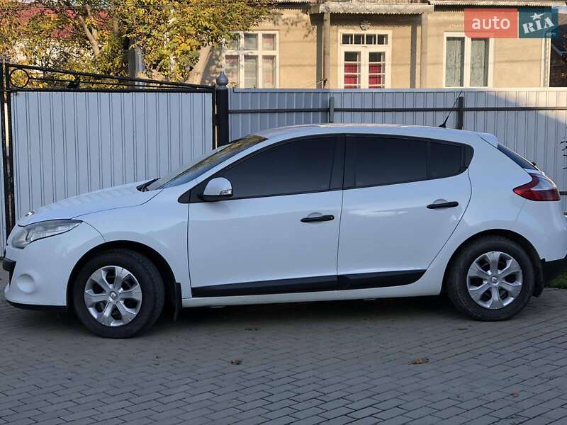 Хэтчбек Renault Megane 2010 в Черновцах