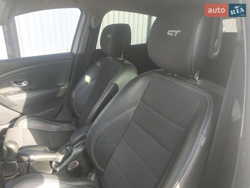 Хэтчбек Renault Megane 2010 в Черновцах