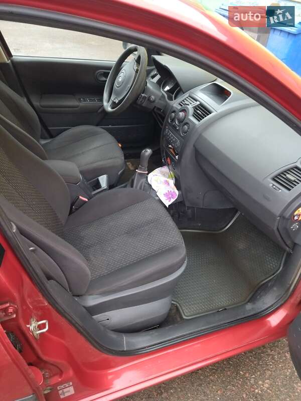 Седан Renault Megane 2004 в Чернигове
