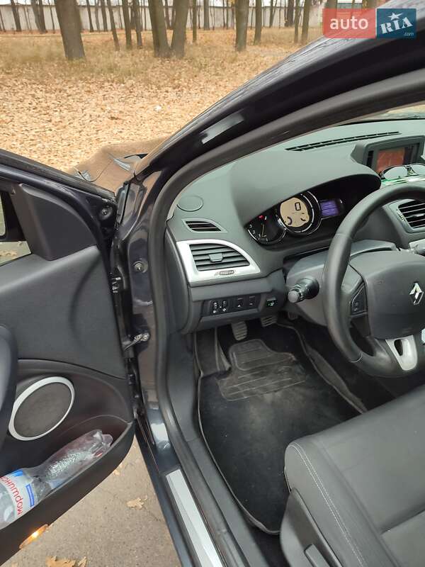 Универсал Renault Megane 2010 в Умани фото 136 Универсал Renault Megane 2010 в Умани