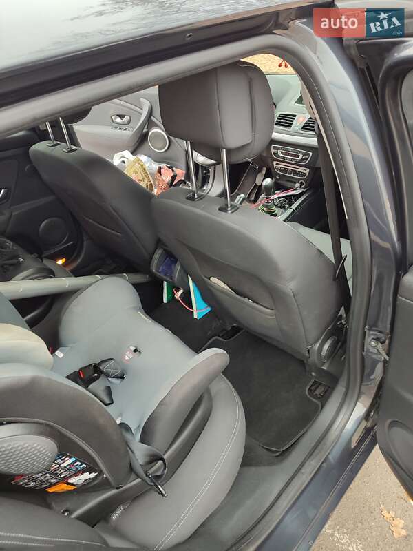 Универсал Renault Megane 2010 в Умани фото 142 Универсал Renault Megane 2010 в Умани