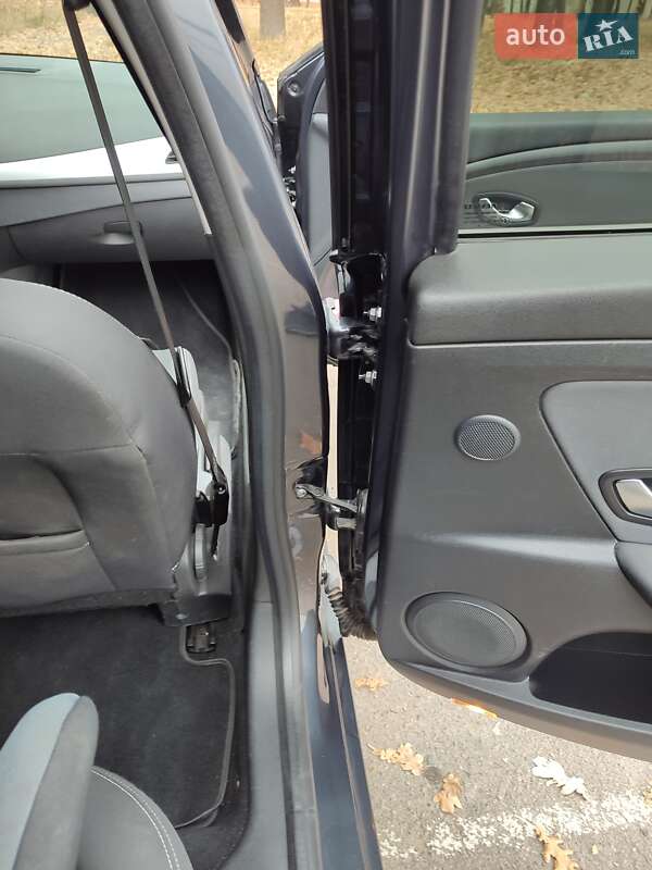 Универсал Renault Megane 2010 в Умани фото 195 Универсал Renault Megane 2010 в Умани