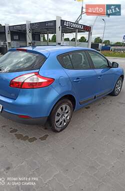 Хэтчбек Renault Megane 2013 в Радехове