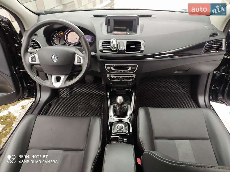 Универсал Renault Megane 2011 в Сарнах