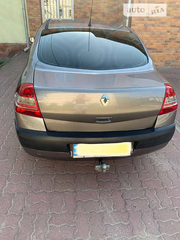 Седан Renault Megane 2008 в Нововолынске