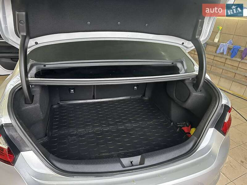 Седан Renault Megane 2020 в Кропивницком фото 6 Седан Renault Megane 2020 в Кропивницком