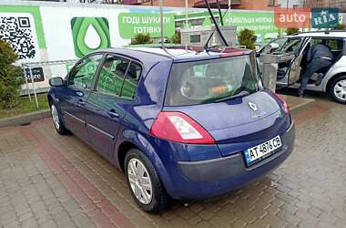 Хэтчбек Renault Megane 2003 в 