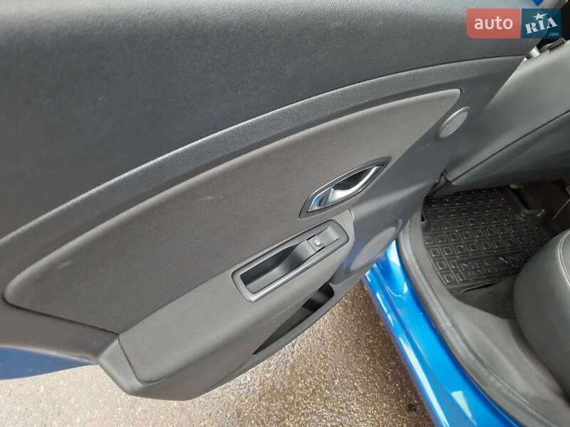 Хэтчбек Renault Megane 2011 в Калуше