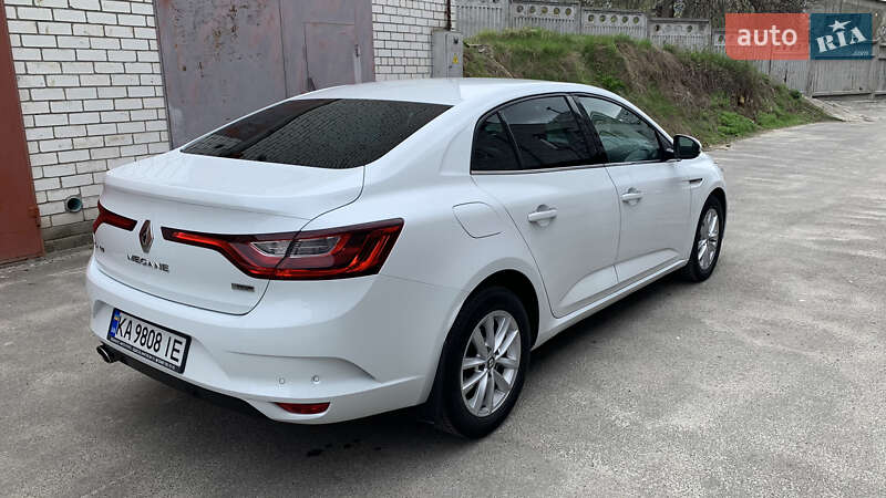 Седан Renault Megane 2016 в Києві