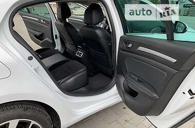 Седан Renault Megane 2021 в 