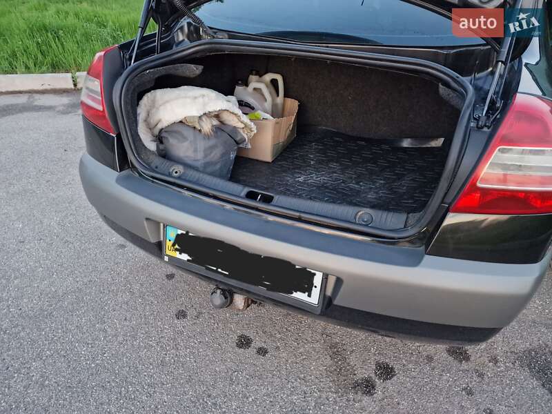 Седан Renault Megane 2008 в Кривом Роге
