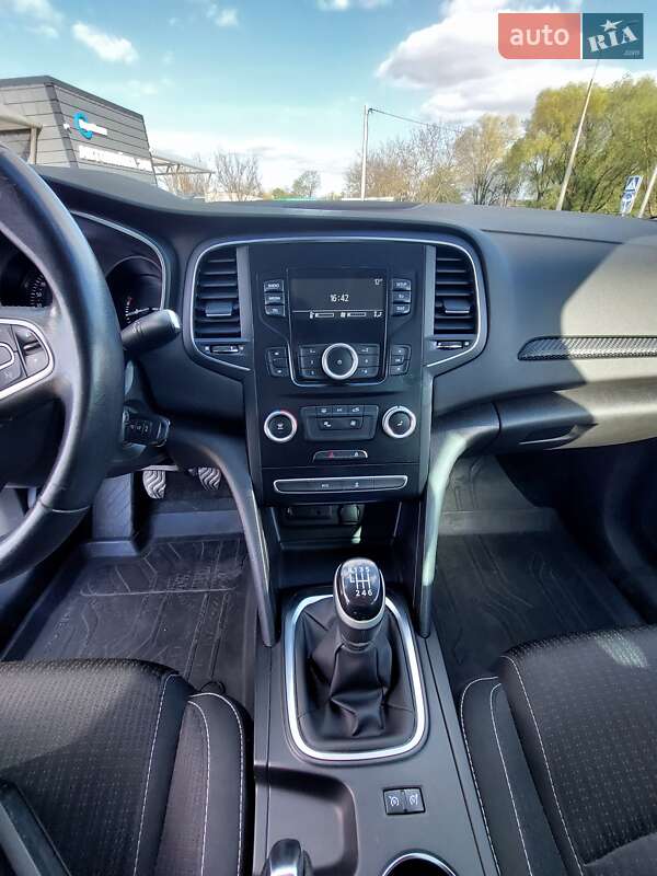 Седан Renault Megane 2017 в Звягелі