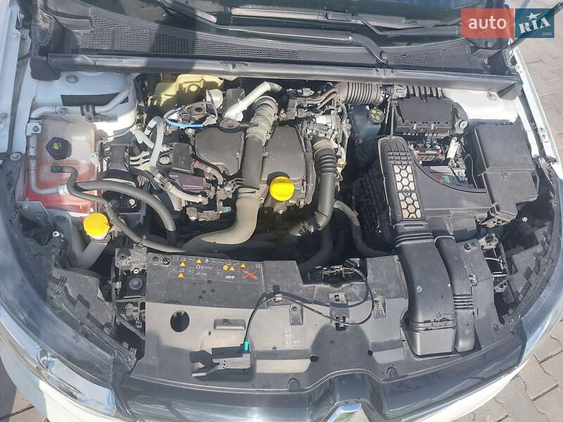 Седан Renault Megane 2017 в Звягелі