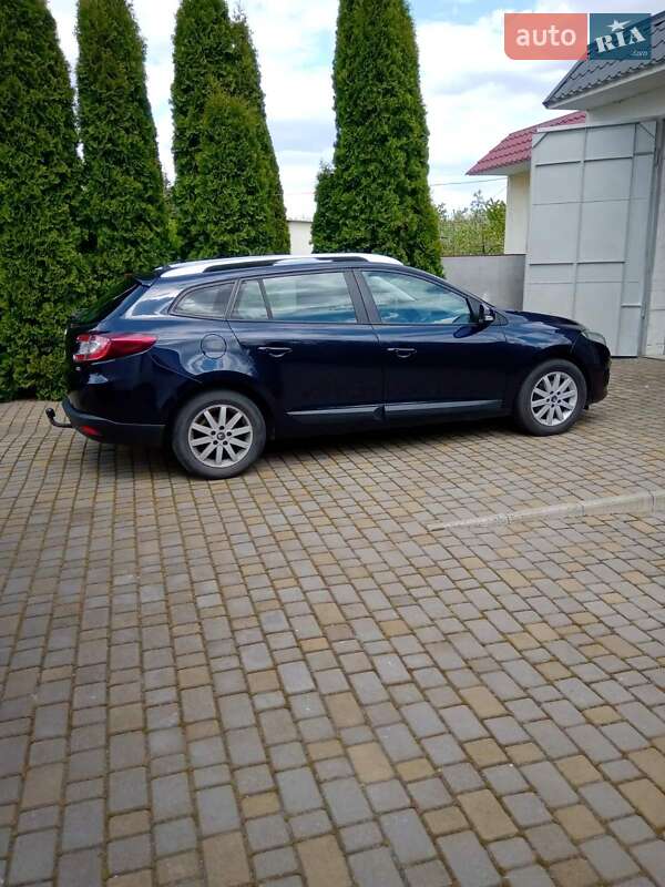 Універсал Renault Megane 2010 в Ватутіному