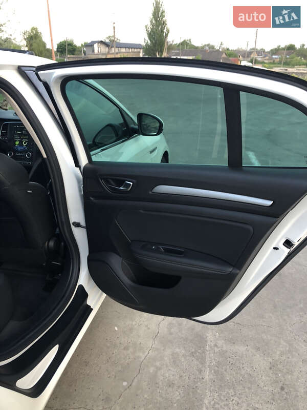 Седан Renault Megane 2019 в Новій Одесі