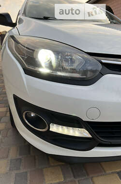 Хетчбек Renault Megane 2015 в 