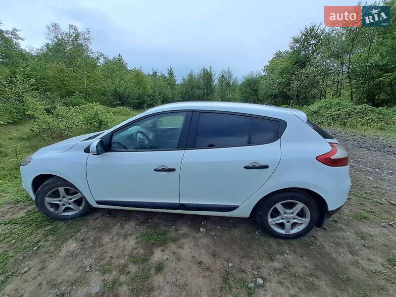 Хетчбек Renault Megane 2011 в Ужгороді
