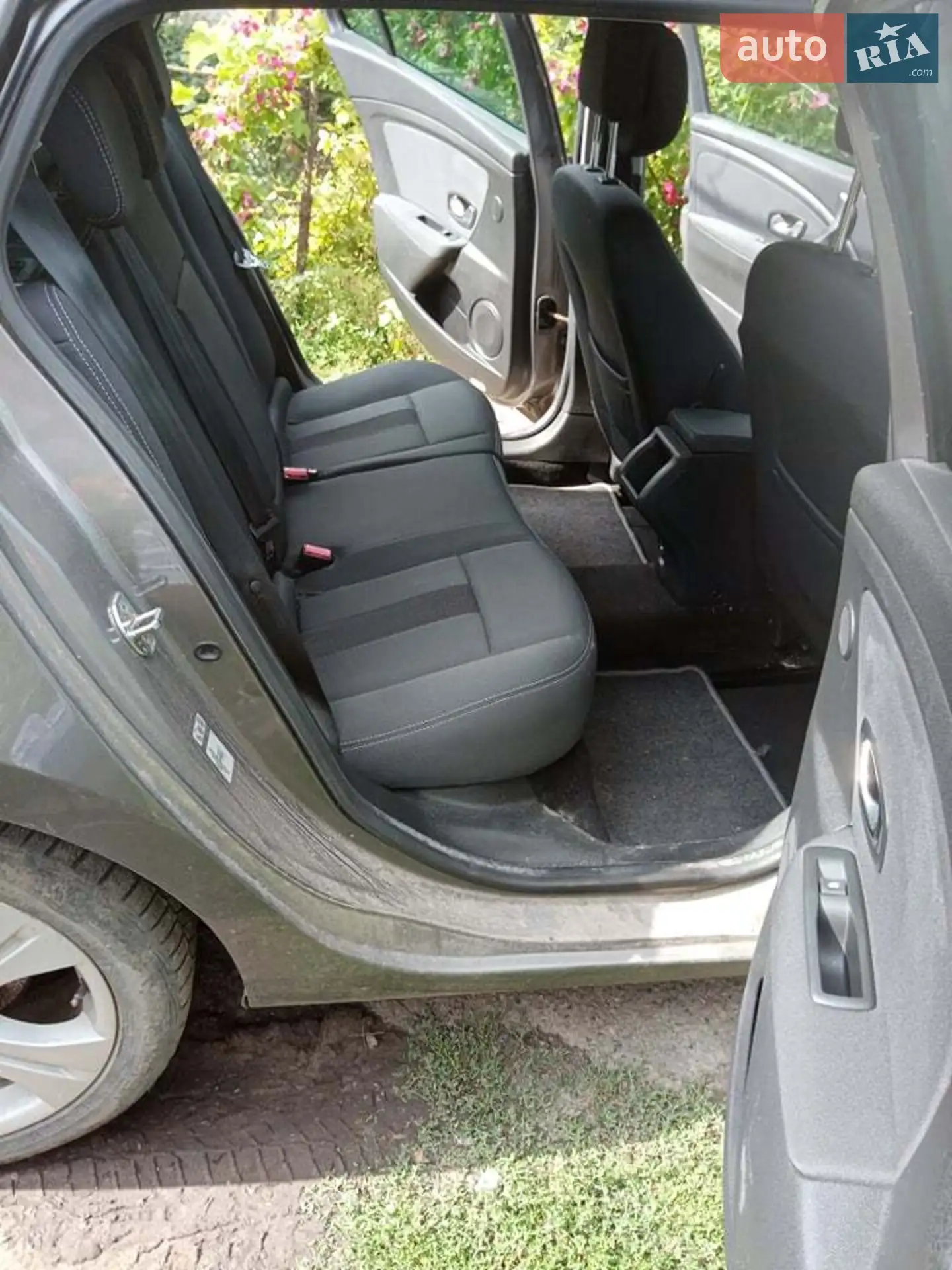 2010 Renault Megane - мініатюра 4