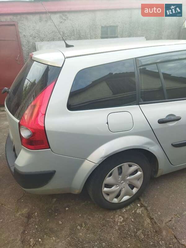 Универсал Renault Megane 2004 в Киеве