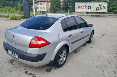 Седан Renault Megane 2005 в Надворной