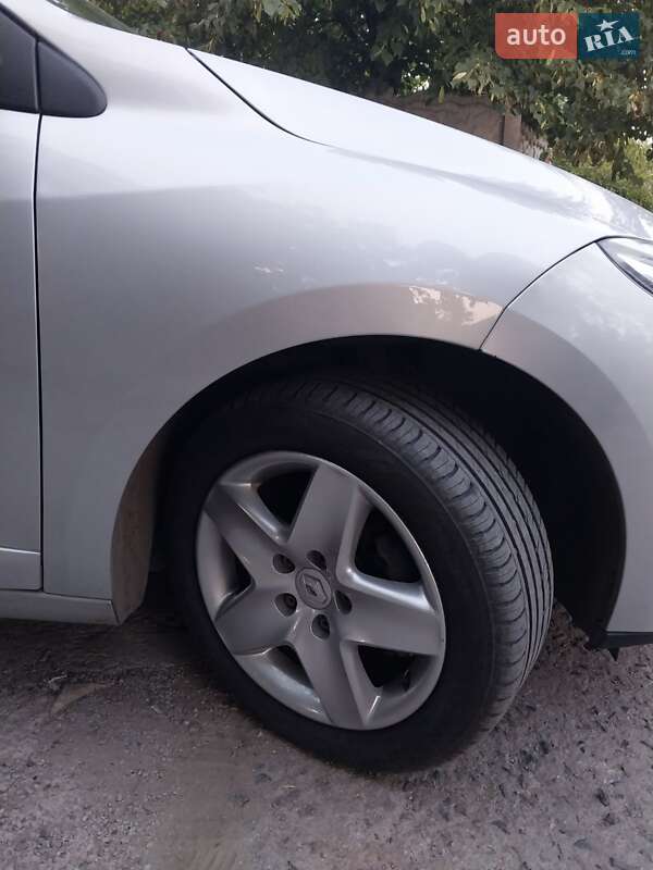 Універсал Renault Megane 2015 в П'ятихатках