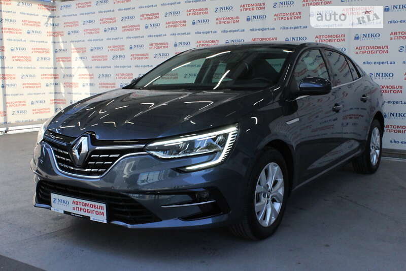 Седан Renault Megane 2021 в 