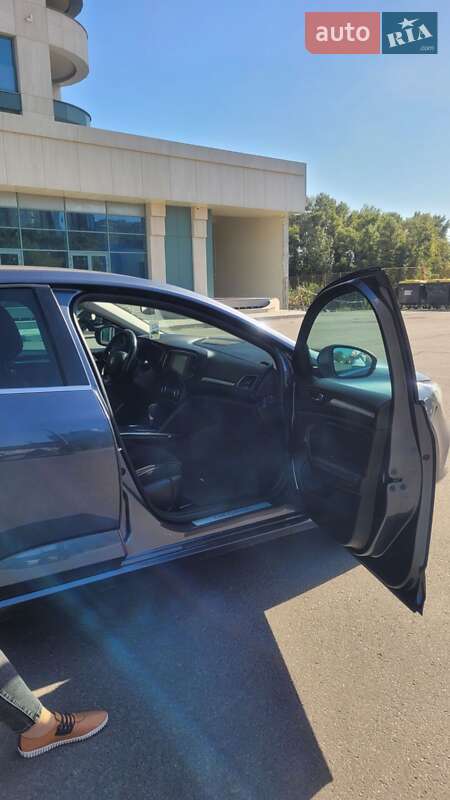 Седан Renault Megane 2017 в Києві