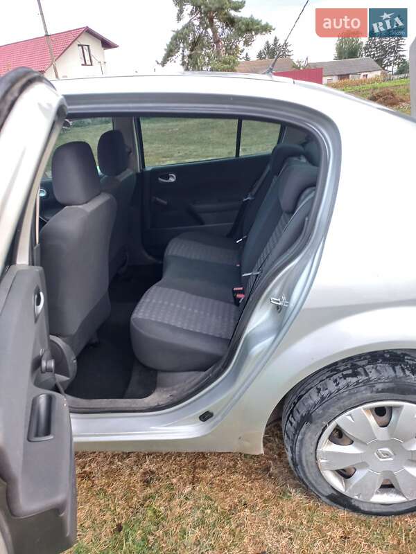 Седан Renault Megane 2008 в Теофіполі