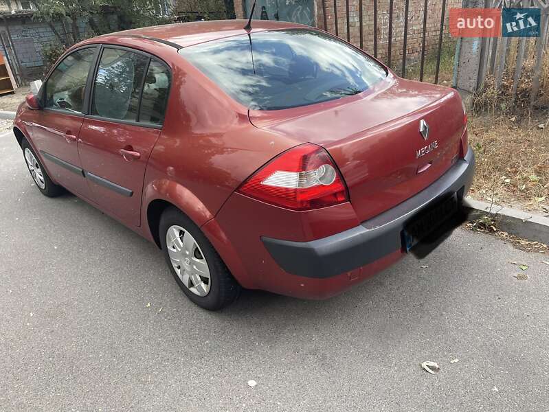 Седан Renault Megane 2004 в Киеве фото 3 Седан Renault Megane 2004 в Киеве