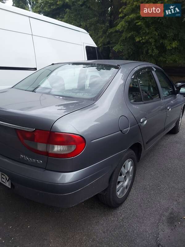 Седан Renault Megane 2002 в Києві