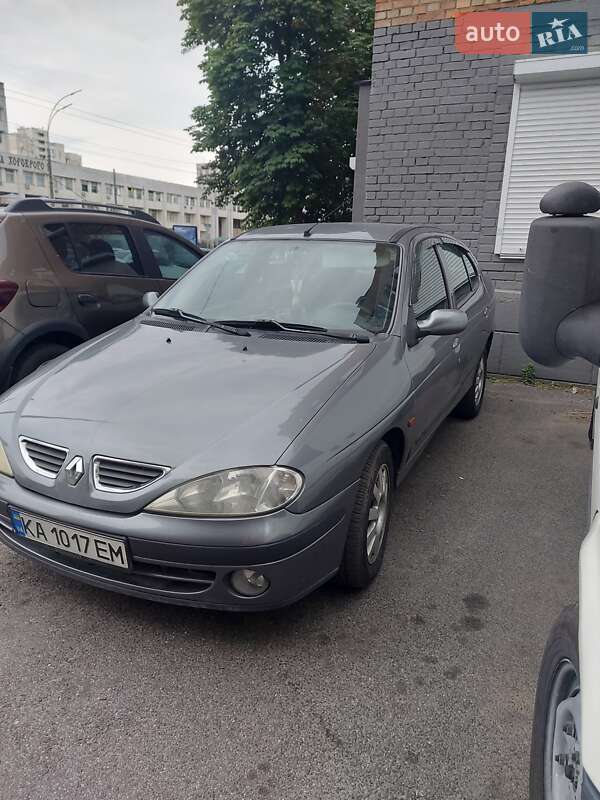 Седан Renault Megane 2002 в Києві