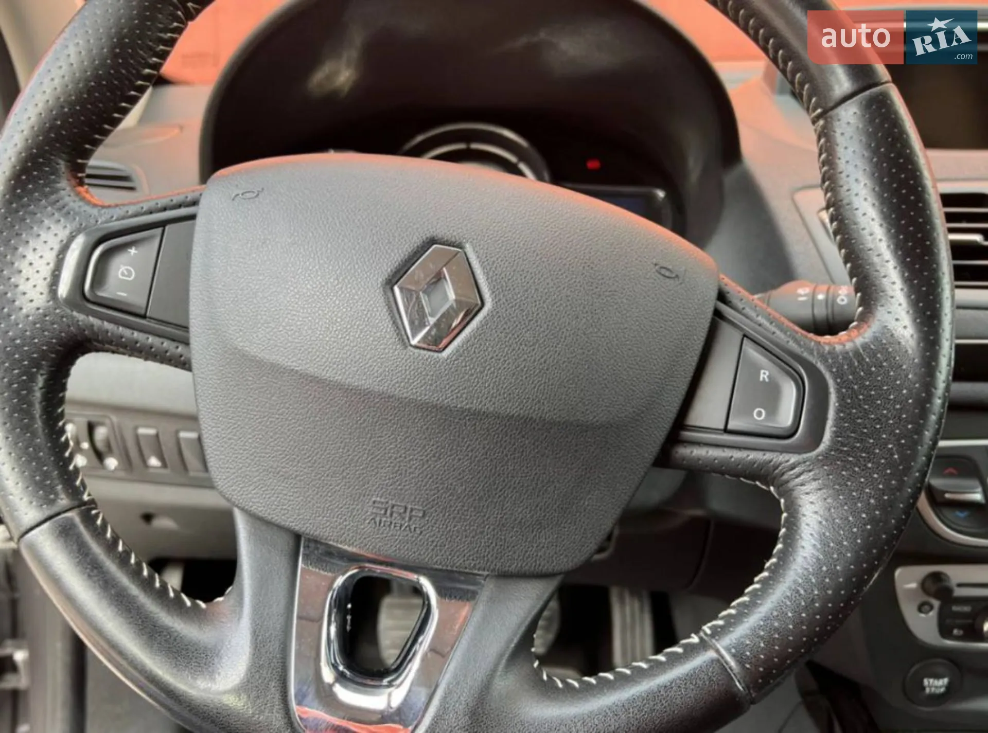 2013 Renault Megane - мініатюра 28