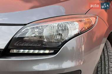 Хетчбек Renault Megane 2013 в 