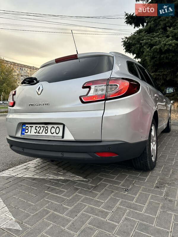 Универсал Renault Megane 2014 в Николаеве фото 16 Универсал Renault Megane 2014 в Николаеве