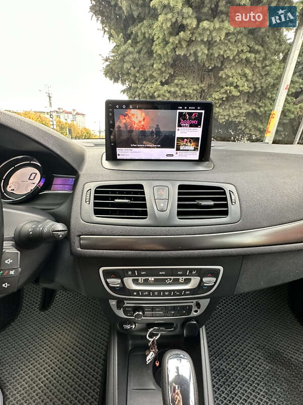 Универсал Renault Megane 2014 в Николаеве фото 42 Универсал Renault Megane 2014 в Николаеве