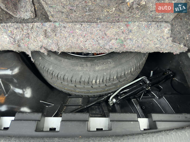 Универсал Renault Megane 2014 в Николаеве фото 79 Универсал Renault Megane 2014 в Николаеве