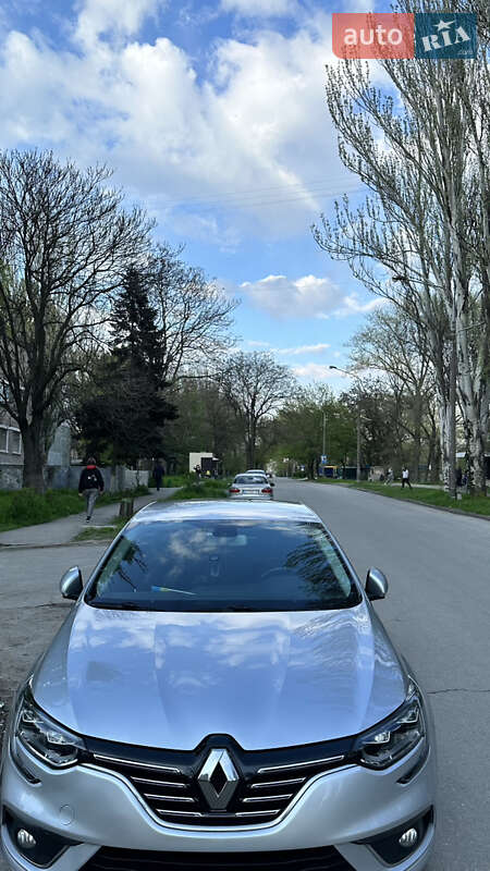 Седан Renault Megane 2017 в Запорожье
