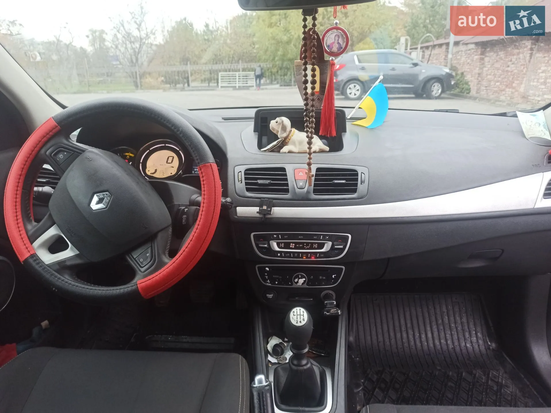 2010 Renault Megane - мініатюра 11