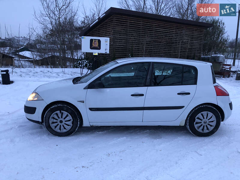 Хэтчбек Renault Megane 2003 в Золочеве